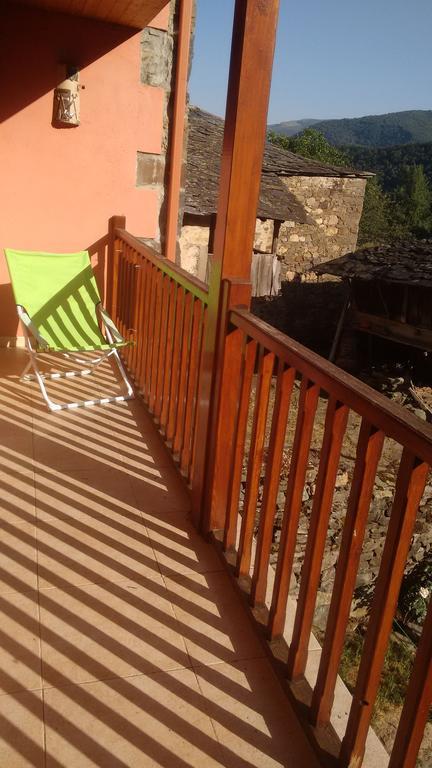 Casa Antonio Y Benina Vila Sosas de Laciana Exterior foto